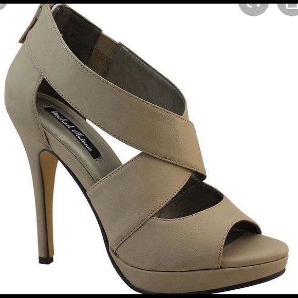 Used - Picture 2 of 5